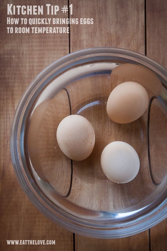 https://www.eatthelove.com/wp-content/uploads/2013/11/bringing-eggs-to-room-temperature-1.jpg