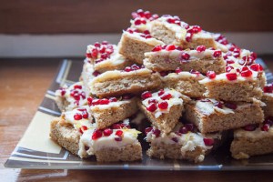 Lemon Cookie Bars with Pomegranate Seeds - Eat The Love